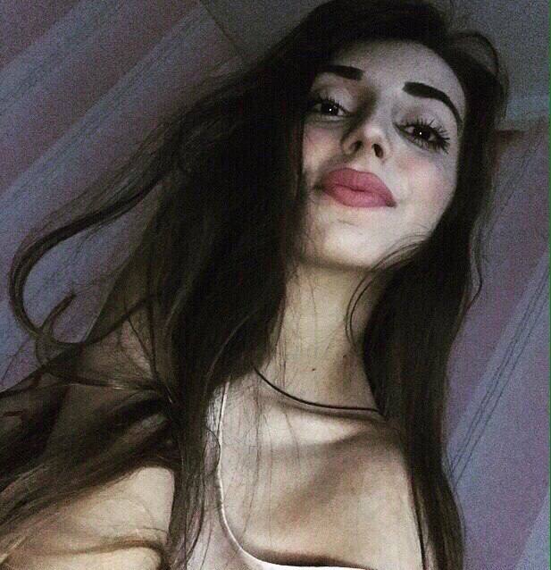 Мелиса Проститутка Питера у метро Маяковская