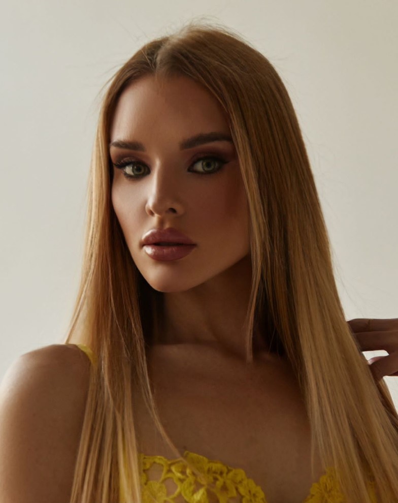 Мая Проститутка Питера у метро Василеостровская